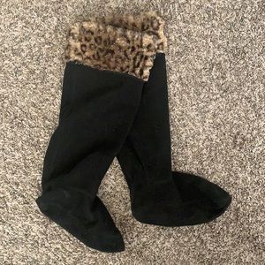 Hunter Book Liner, worn twice.